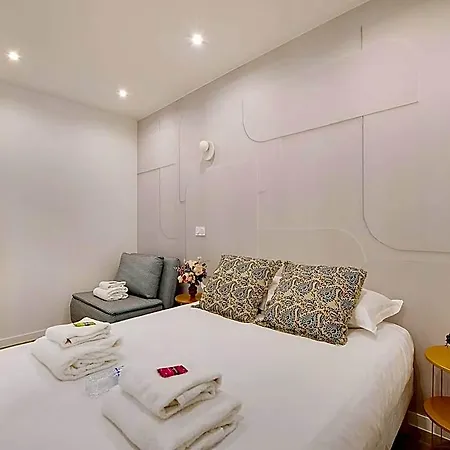 Cosy - 1br5p - Porte St-denis Szálloda 2*
