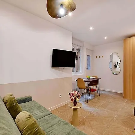 Cosy - 1br5p - Porte St-denis Szálloda 2*